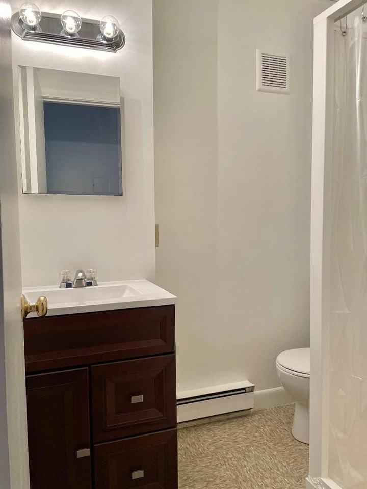 854 Beacon St - Photo 4 of 4