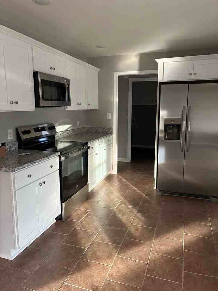 13 Meadowview Dr - Photo 5 of 23