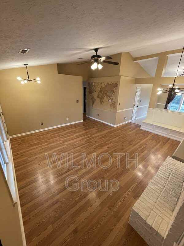 11135 Founders Pl - Photo 5 of 20