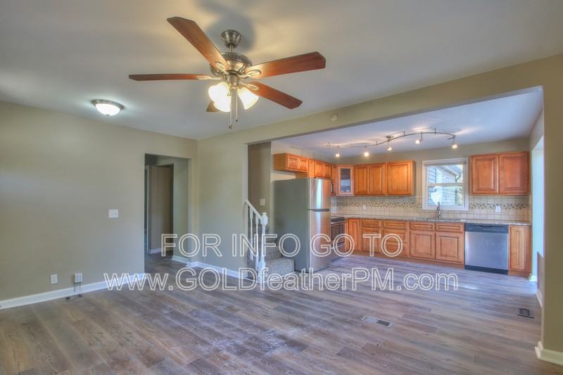 203 Wheeler Ave - Photo 5 of 33