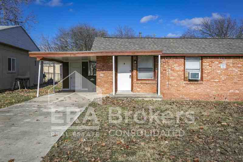 404B Hill St #B - Photo 2 of 11