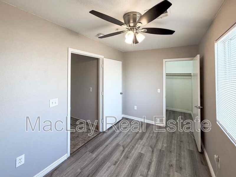 6301 W Earll Dr - Photo 2 of 25