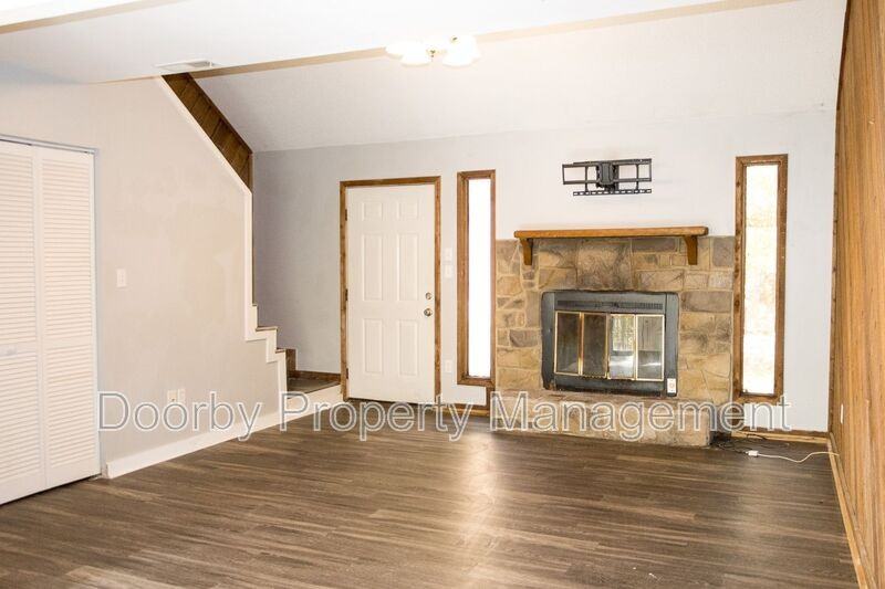 22 S Germantown Rd #B4 - Photo 2 of 10