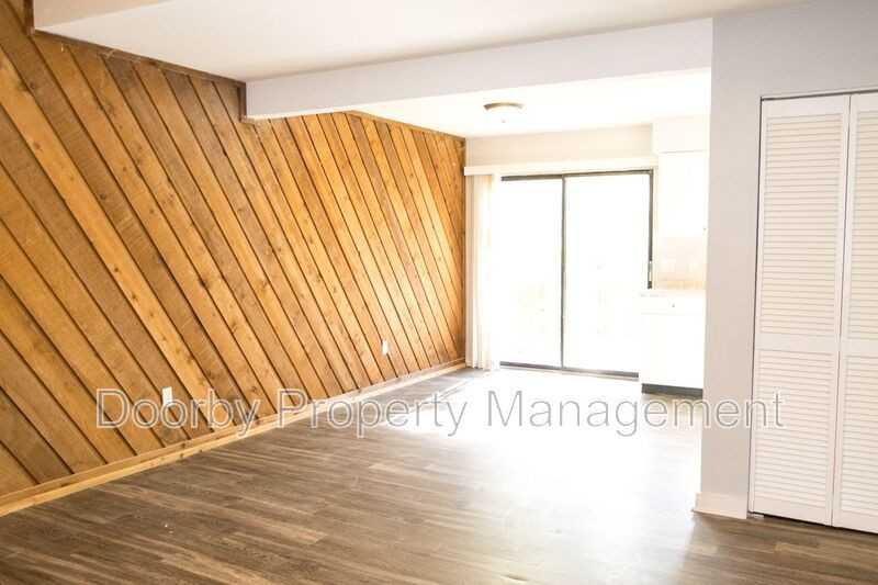 22 S Germantown Rd #B4 - Photo 3 of 10