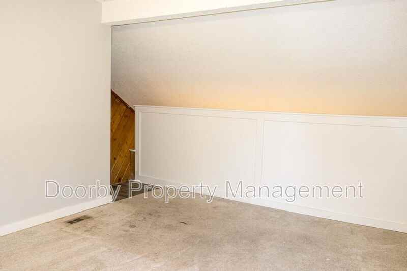 22 S Germantown Rd #B4 - Photo 6 of 10