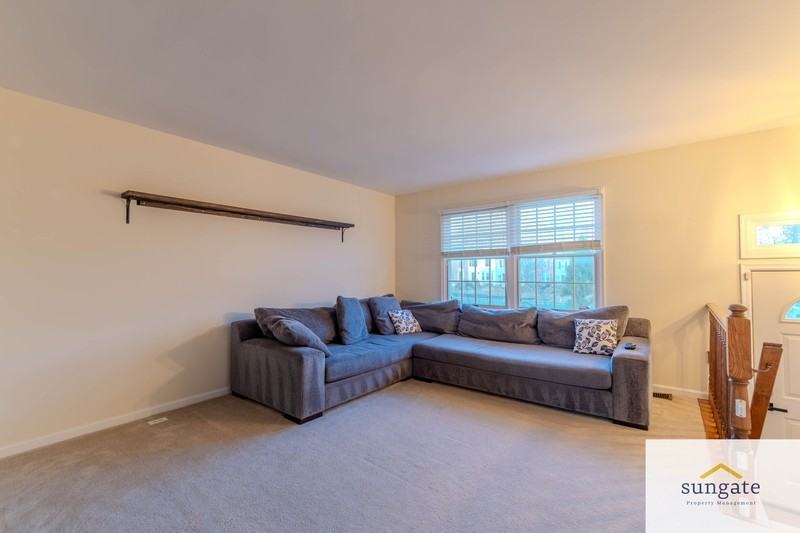 1016 Arborwood Pl - Photo 2 of 36