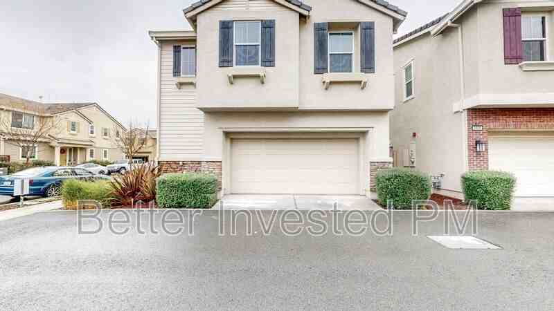 2039 Karen Pl - Photo 2 of 22