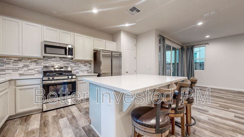 2039 Karen Pl - Photo 4 of 22