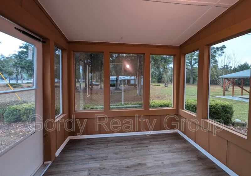 6505 Blue Springs Rd - Photo 2 of 13