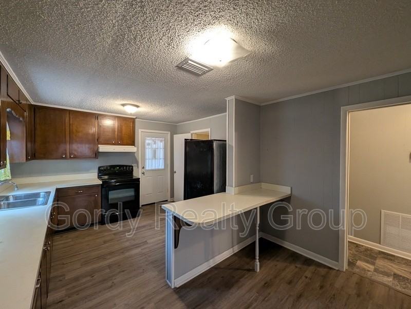 6505 Blue Springs Rd - Photo 6 of 13