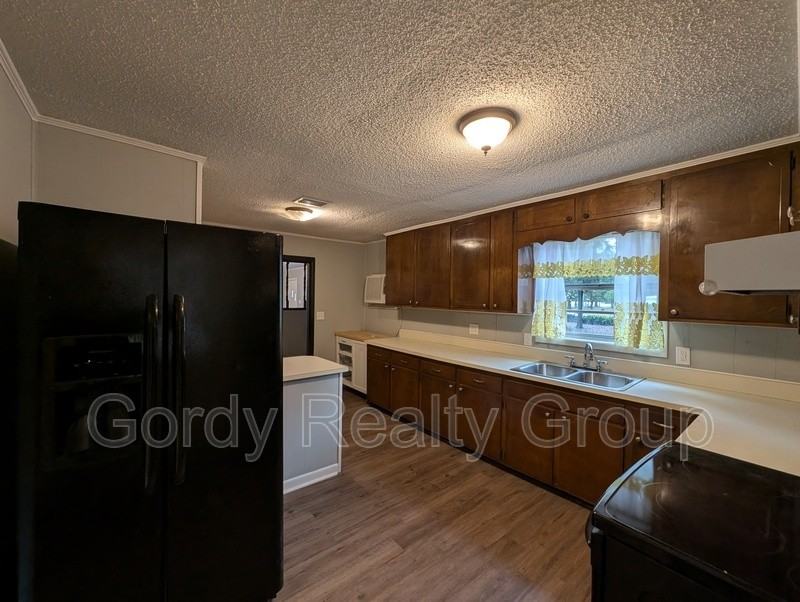 6505 Blue Springs Rd - Photo 7 of 13