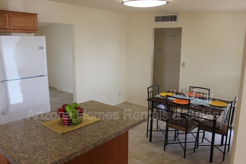 8131 E Beverly St - Photo 4 of 9