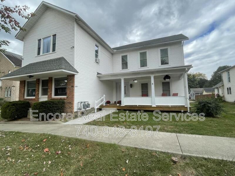 399 E Main St - Photo 3 of 8