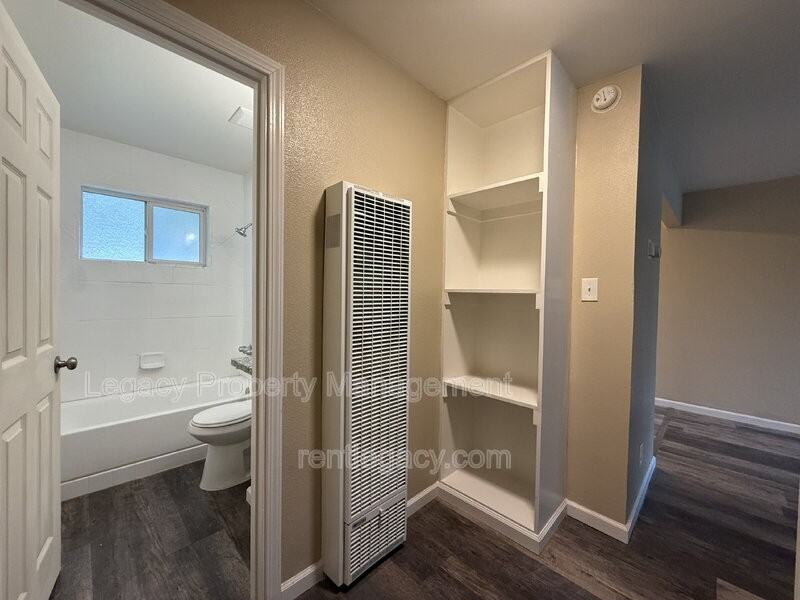 3715 46th Ave #4 - Photo 7 of 13