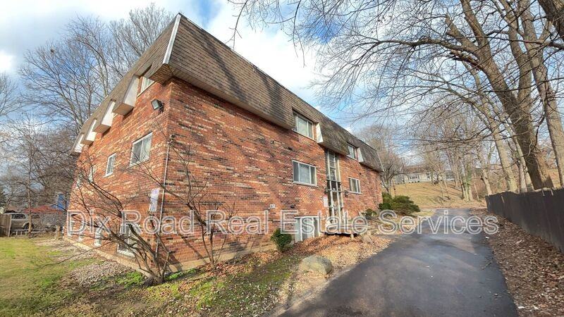 6943 Gracely Dr #3A - Photo 5 of 23