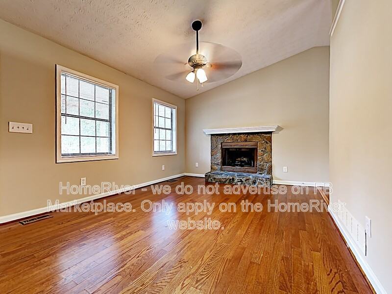 302 Kings Hill Ct - Photo 5 of 19