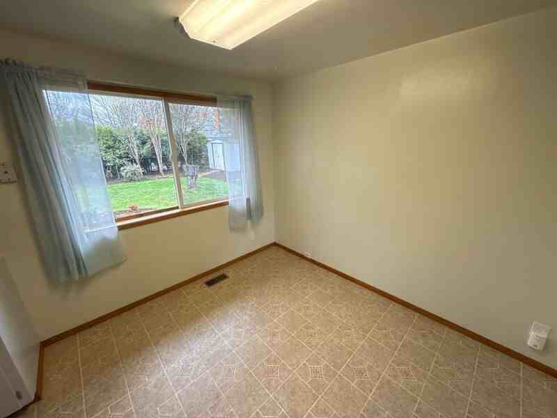 1650 Nw Highland Dr - Photo 6 of 40