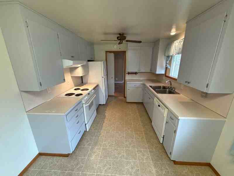 1650 Nw Highland Dr - Photo 7 of 40