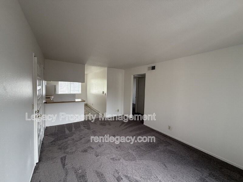 2318 Church Ave #6 - Photo 2 of 13