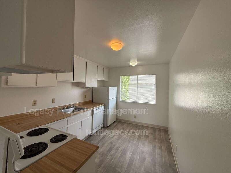 2318 Church Ave #6 - Photo 5 of 13