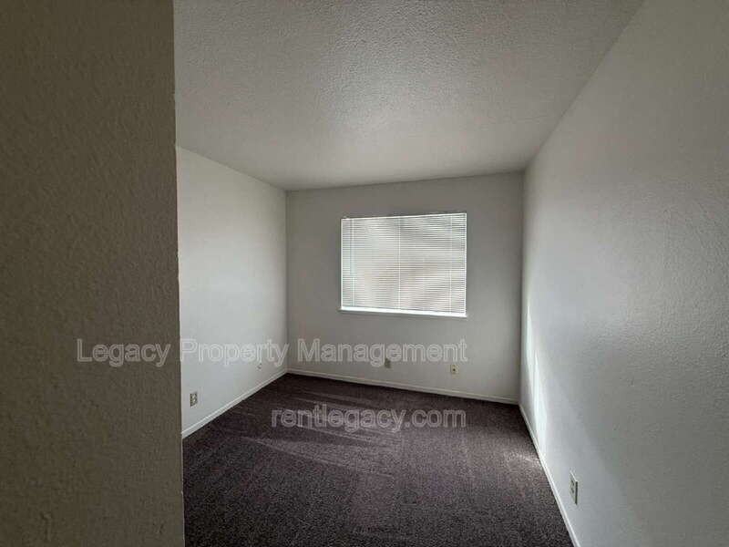 2318 Church Ave #6 - Photo 7 of 13