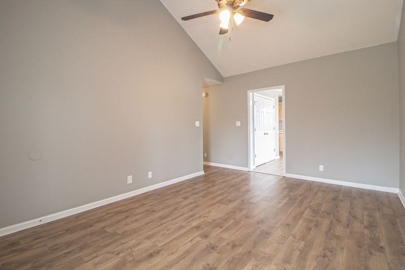 1913 Timberline Cir - Photo 4 of 27