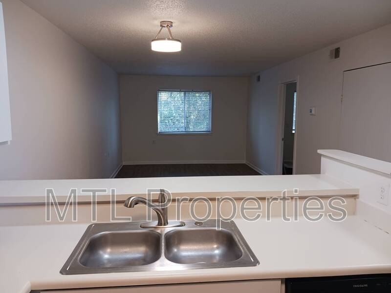 1602 Eagles Pl - Photo 2 of 8