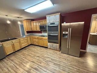 227 S Scales St - Photo 3 of 10