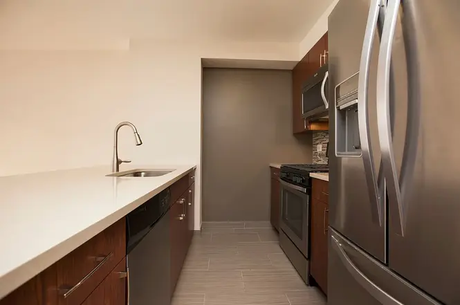 120 W 21st St - Photo 7 of 30