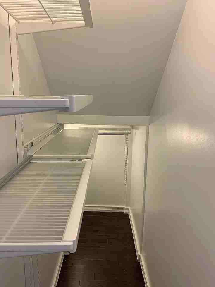 877 Greene Ave #1 - Photo 4 of 8