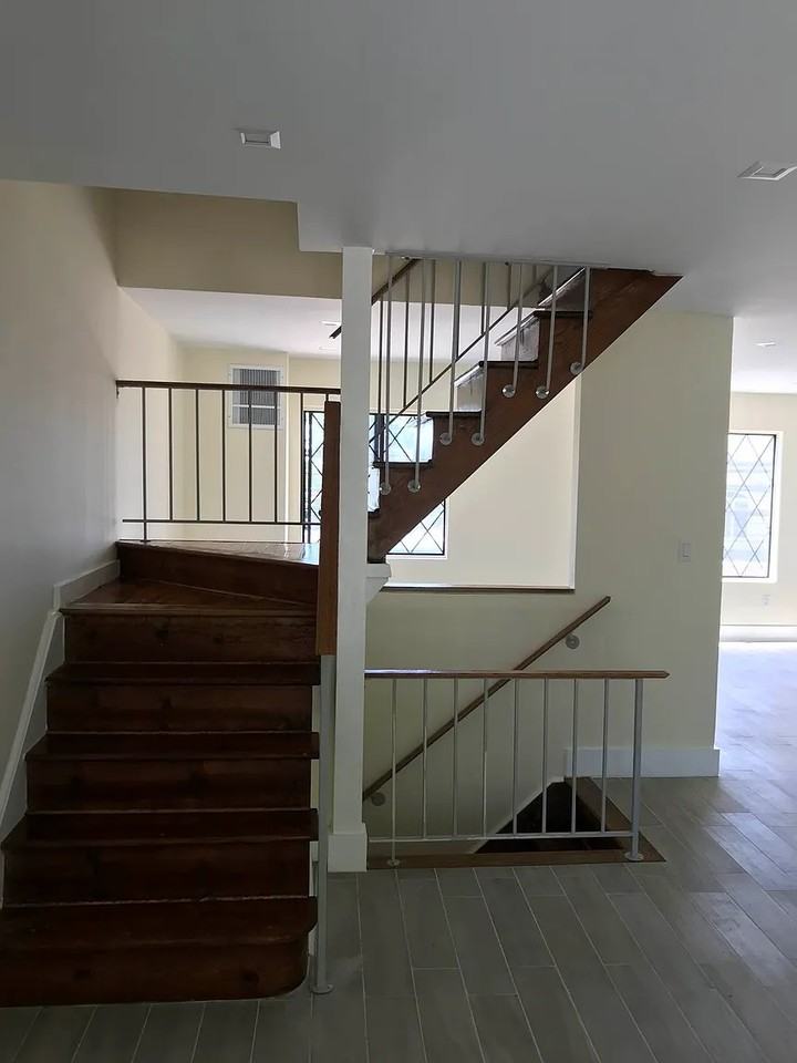 4004 Victory Blvd #2A - Photo 2 of 12