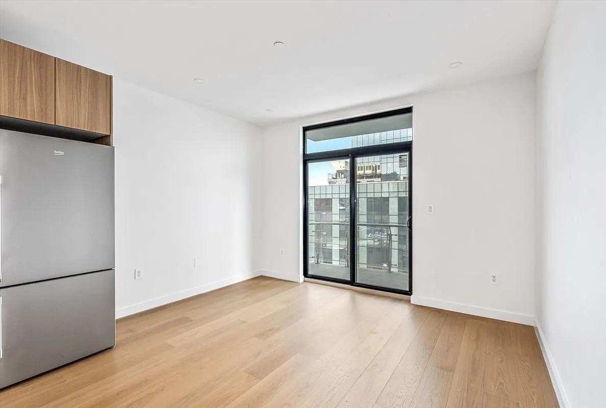 13416 35th Ave #C - Photo 6 of 14