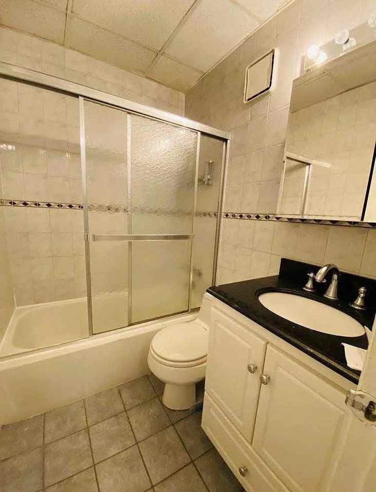 10 Station Sq #R26 - Photo 7 of 10