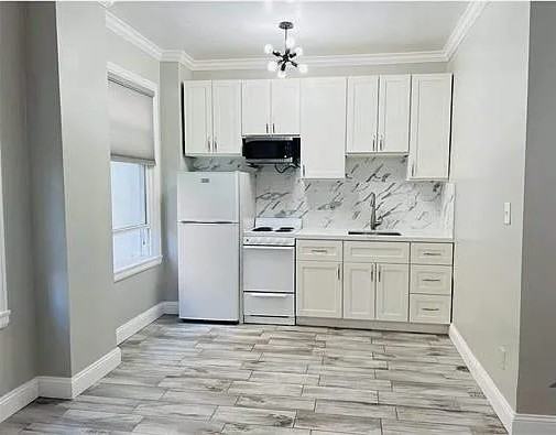 631 Ofarrell St #210 - Photo 3 of 17