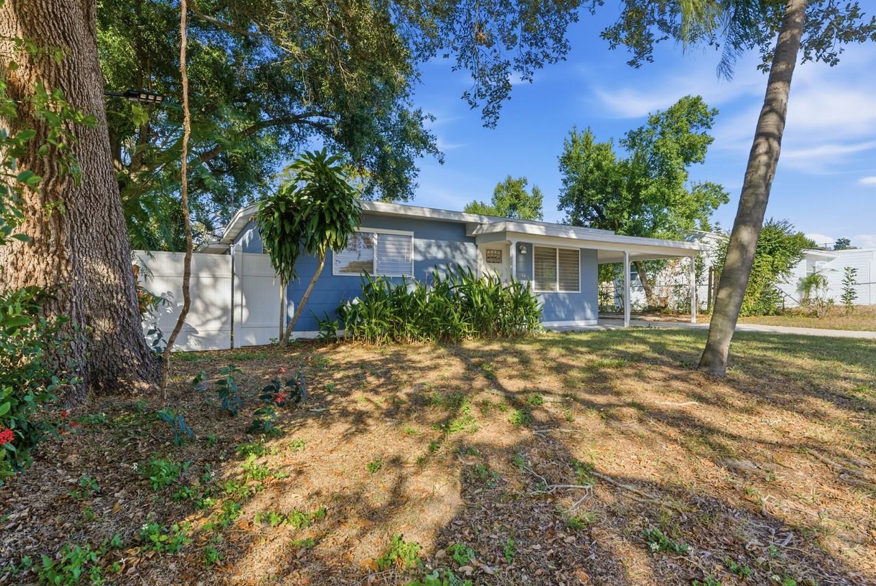 5481 47th Ave N - Photo 4 of 38