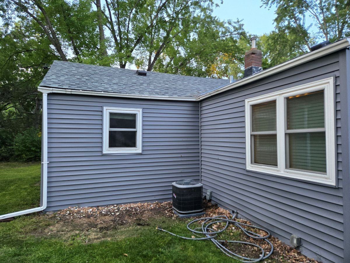 7009 Sunrise Dr - Photo 3 of 16