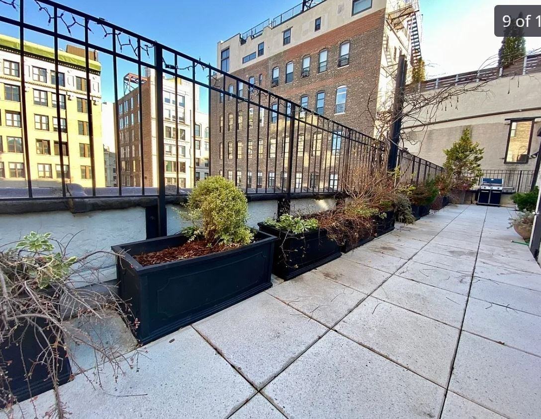 25 E 10Th St - Photo 2 of 6