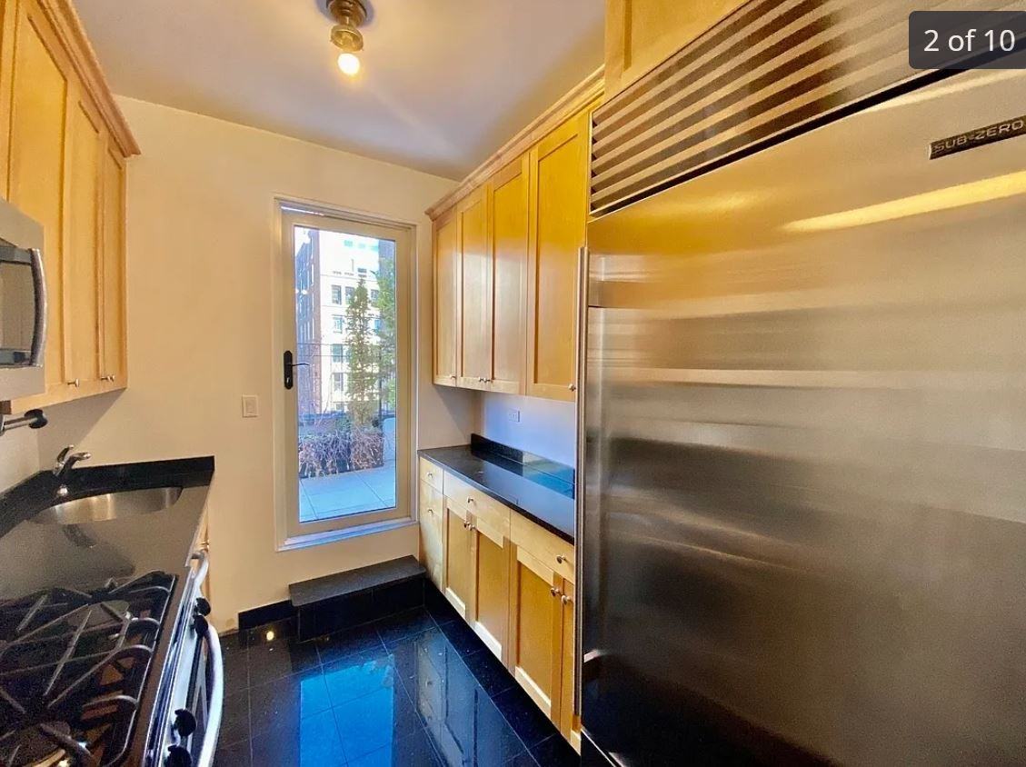 25 E 10Th St - Photo 4 of 6