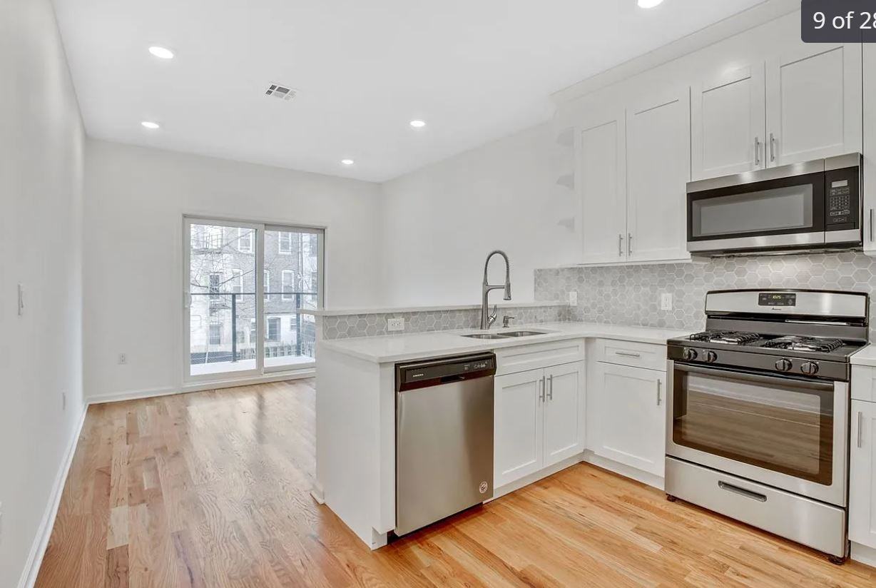 300 Halladay St - Photo 7 of 10