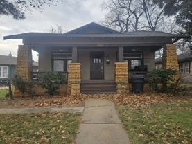 2915 N Harvey Pkwy - Photo 1 of 1