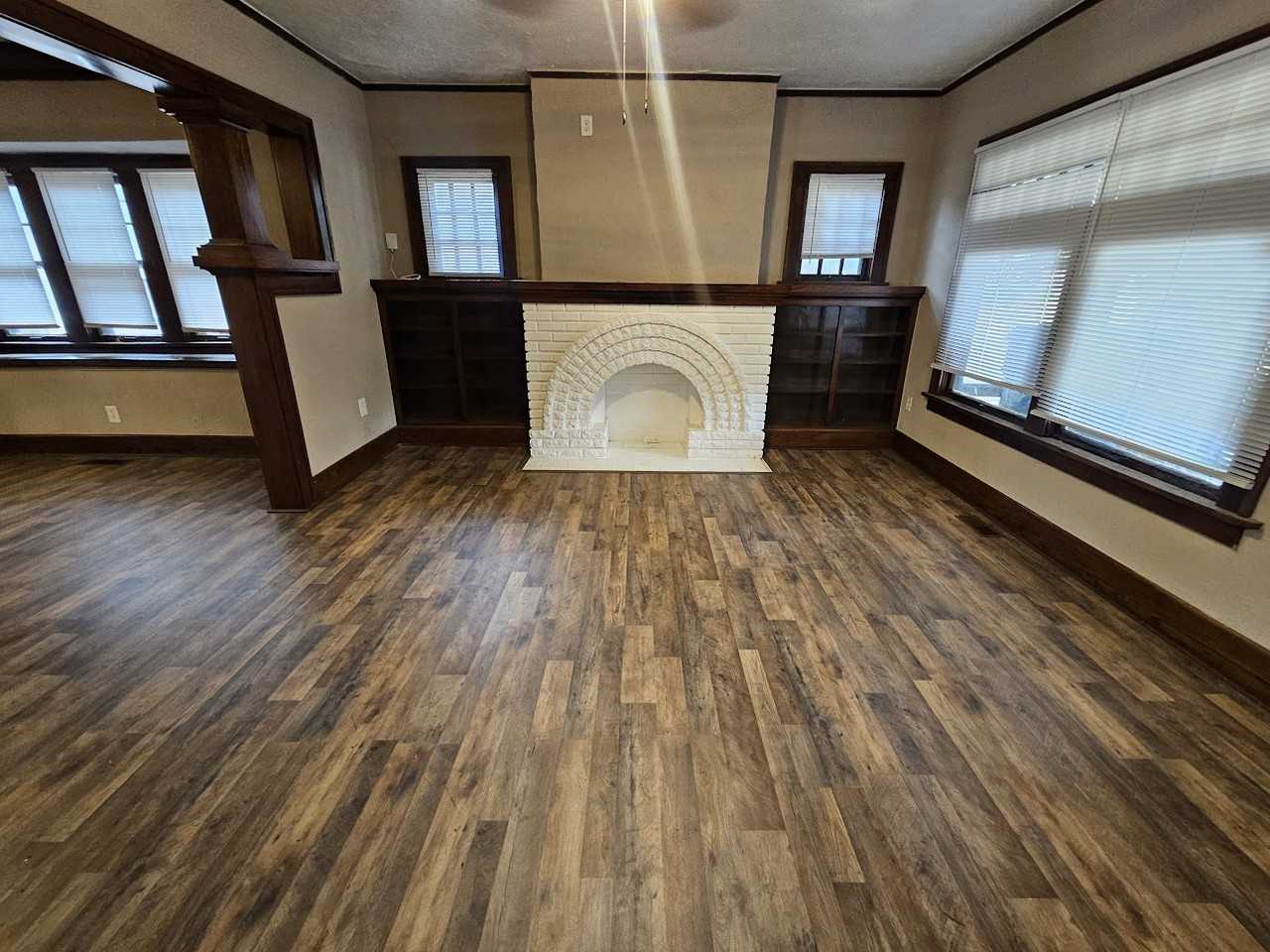 2915 N Harvey Pkwy - Photo 7 of 35