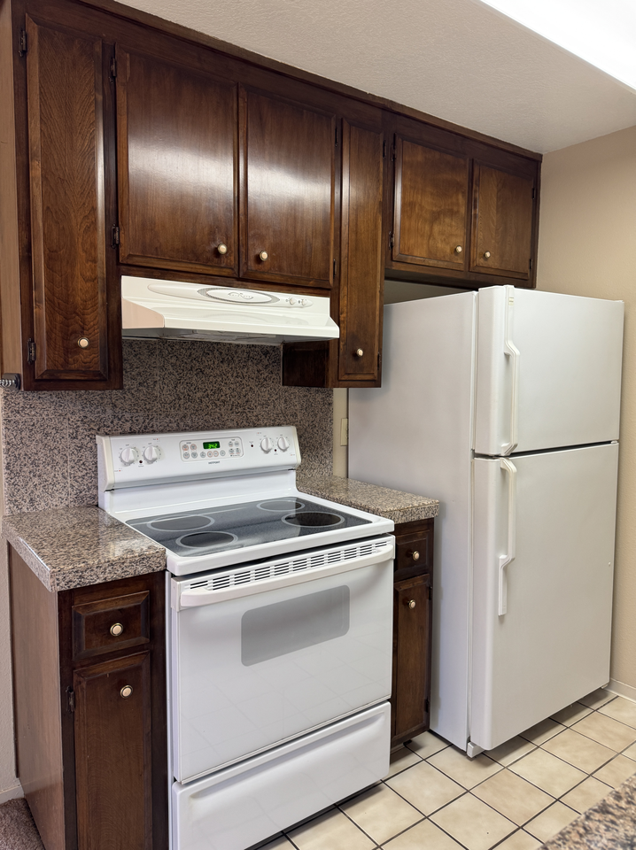 6536 Embarcadero Dr #7 - Photo 4 of 19