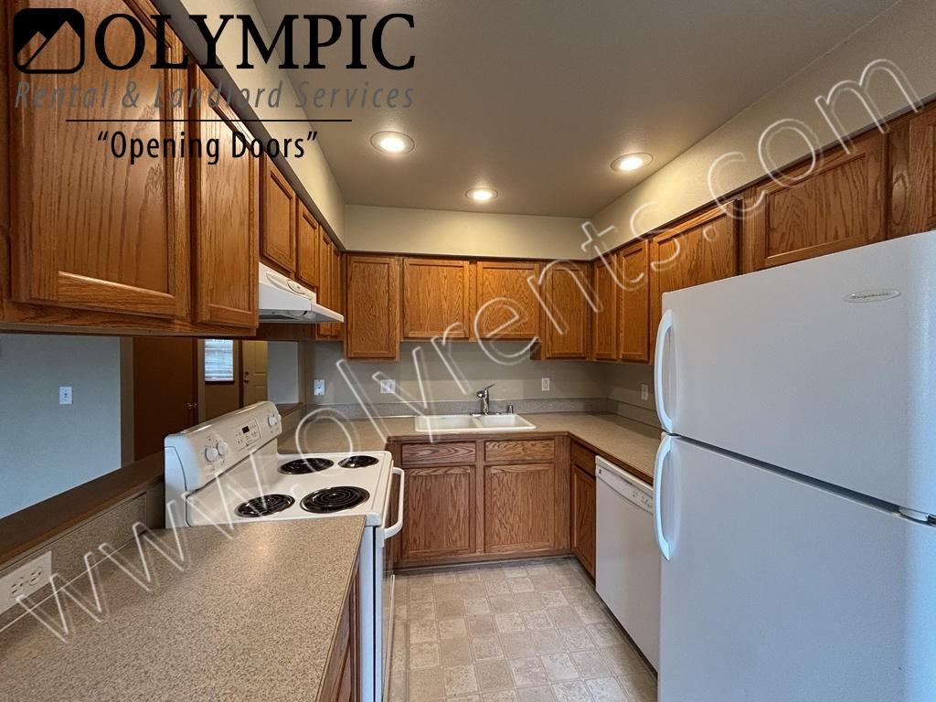 512 N 4Th Ave Sw - Photo 6 of 19