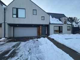 featured image of 2430 Richmond Rd #5