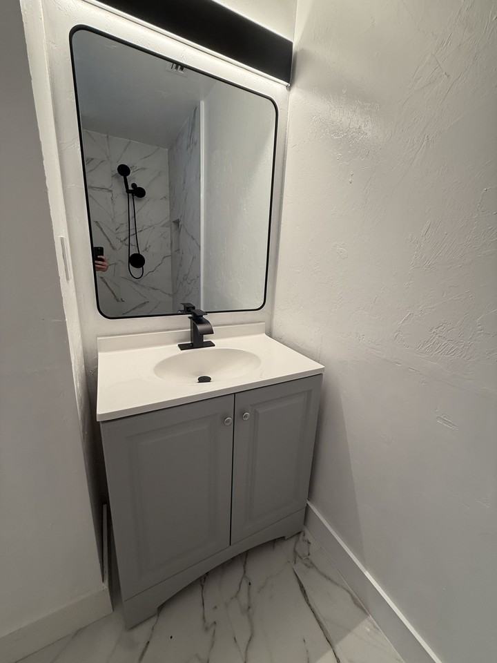 1290 Highlands Dr #3 - Photo 5 of 9