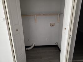 featured image of 2513 E 9th St #2513