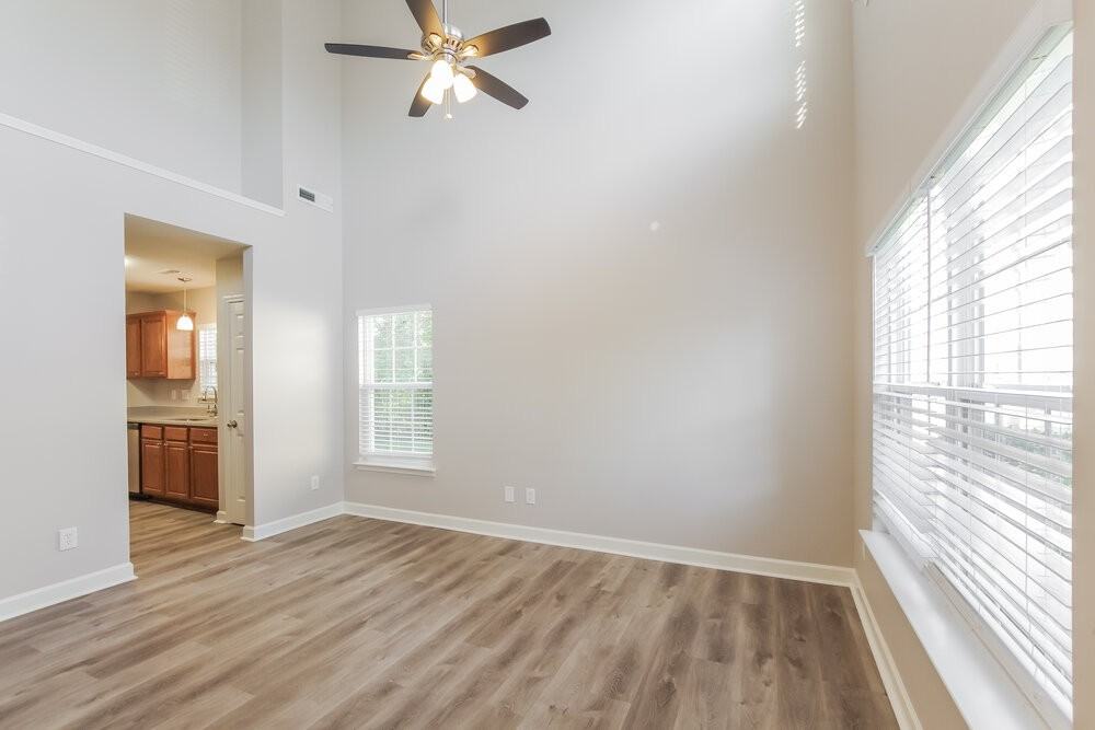 1209 Willow Bridge Ct - Photo 6 of 17