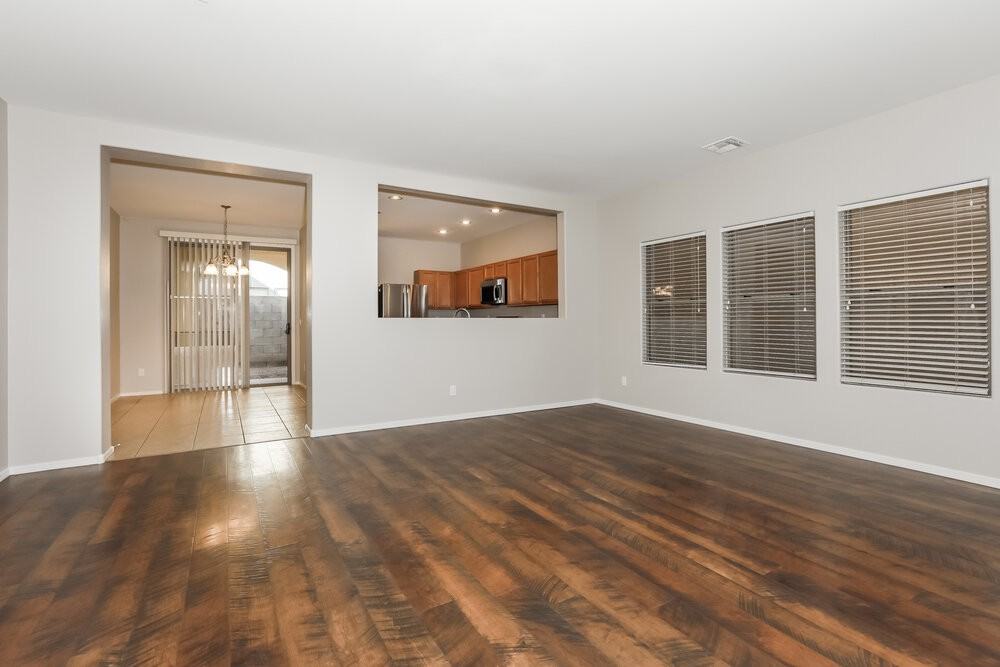 21116 E Tierra Grande Dr - Photo 5 of 17