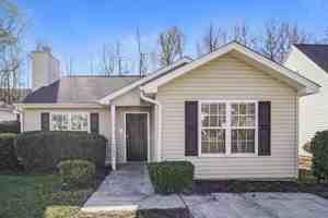 featured image of 2733 Fairstone Ave