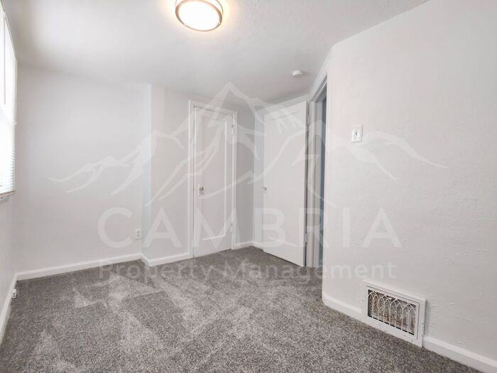 1017 E 2700 S - Photo 7 of 15